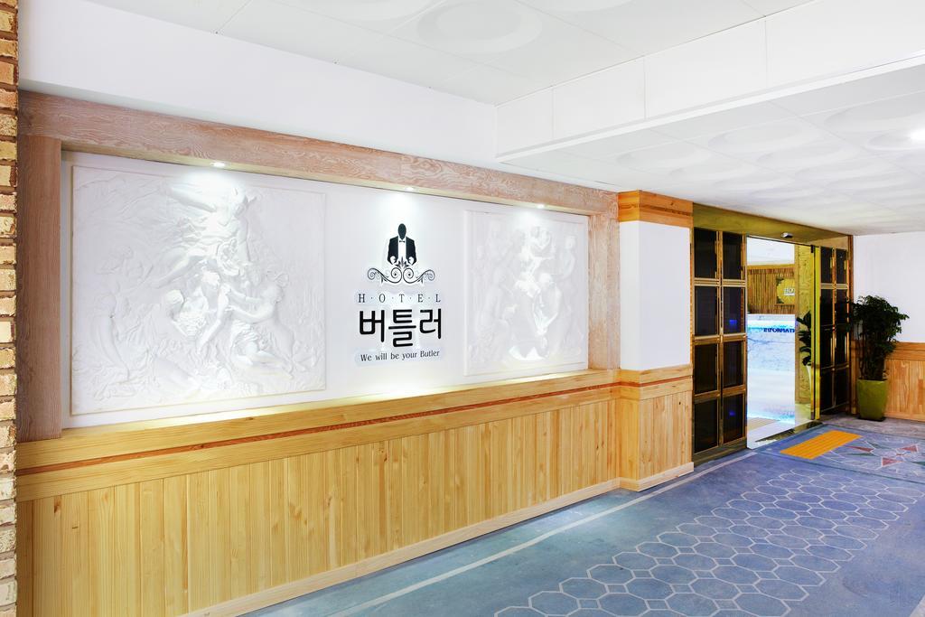 Hotel Butler Suwon Esterno foto